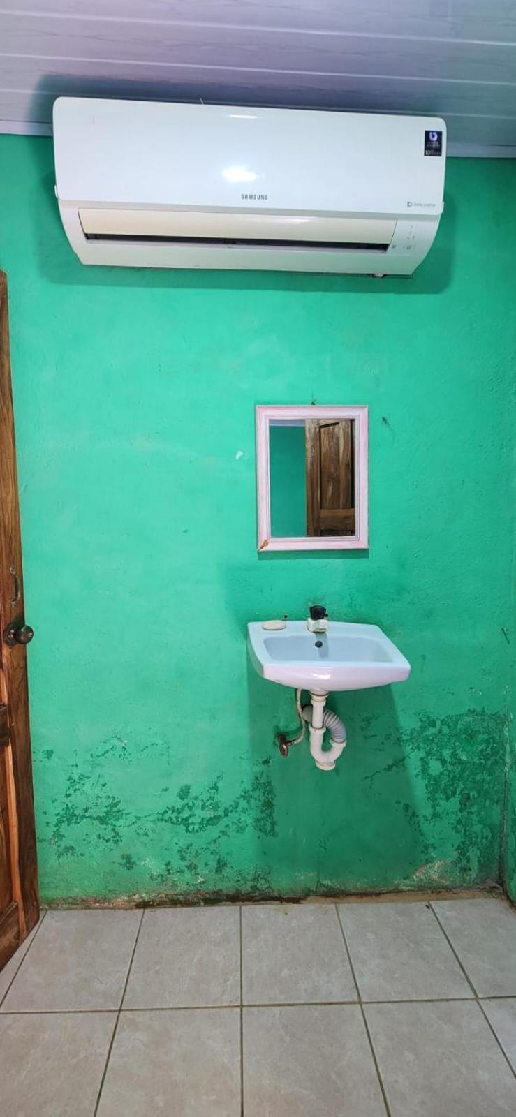 La Cascada Hostel & Restaurant Rivas Dış mekan fotoğraf